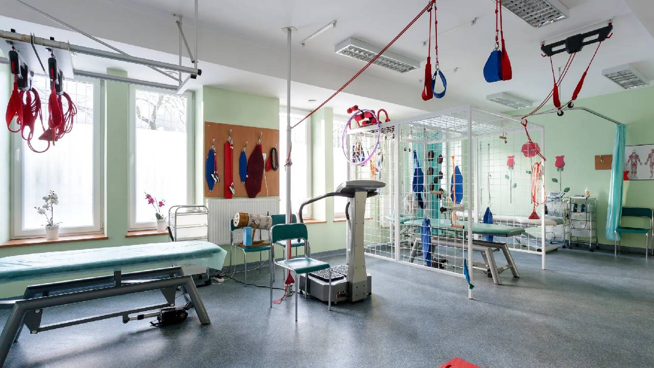 Entorno sanitario cálido y luminoso